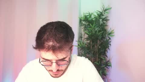 Snapshot of t0ny_wylie chatting on May 5, 2026, 4:04 pm t0ny_wylie online show from May 5, 2026, 4:04 pm