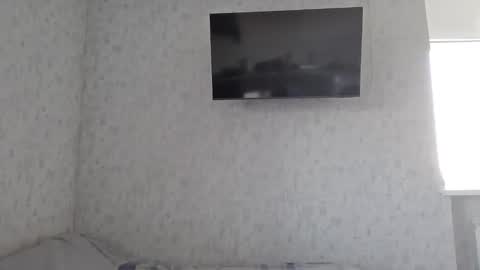 Den online show from April 7, 2026, 4:57 am