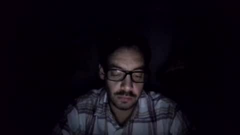 Snapshot of t_fuenzalida chatting on May 5, 2026, 3:47 am t_fuenzalida online show from May 5, 2026, 3:47 am