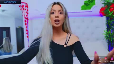 Arianna online show from February 20, 2025, 1:40 pm