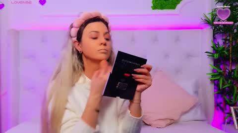 Arianna online show from February 9, 2026, 1:26 pm