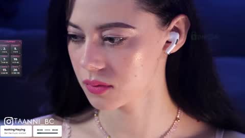 Snapshot of taanni_bc chatting on October 10, 2025, 9:47 pm TAANNI online show from October 10, 2025, 9:47 pm