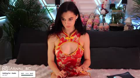 Snapshot of taanni_bc chatting on October 29, 2025, 3:53 am TAANNI online show from October 29, 2025, 3:53 am