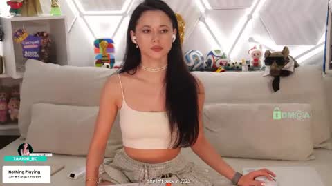 Snapshot of taanni_bc chatting on July 16, 2026, 7:53 pm TAANNI online show from July 16, 2026, 7:53 pm