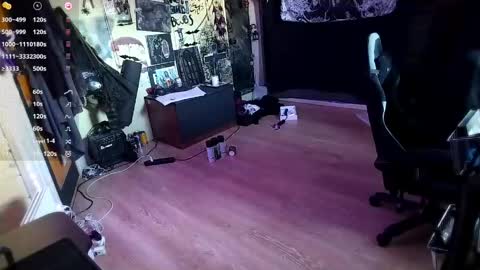 Lina online show from April 21, 2026, 3:39 pm