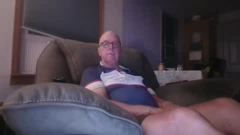 tacrunner66_ online show from September 25, 2025, 2:59 am