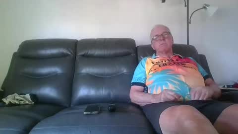 tacrunner66_ online show from June 24, 2026, 2:21 am