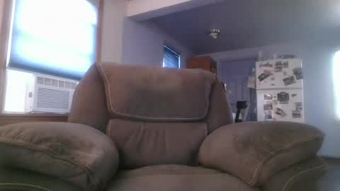 tacrunner66_ online show from July 19, 2026, 2:43 pm