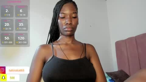 Snapshot of tahira_21 chatting on May 17, 2026, 7:43 pm Tahira online show from May 17, 2026, 7:43 pm