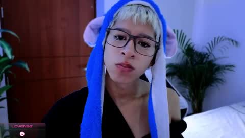 taichi online show from October 6, 2025, 9:01 pm