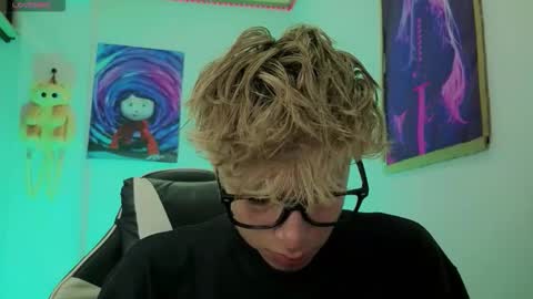 taichi online show from March 16, 2026, 3:56 am