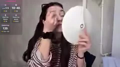 Lisss online show from March 8, 2026, 12:53 pm