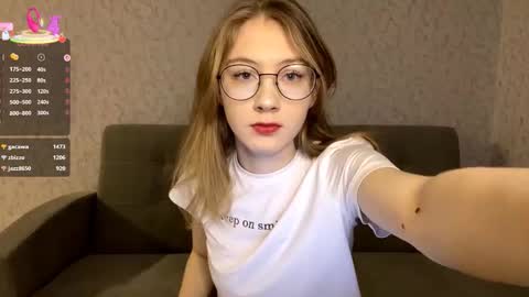 Tessa online show from January 15, 2026, 12:32 pm