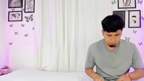 Liam and Juli online show from December 16, 2024, 5:06 am