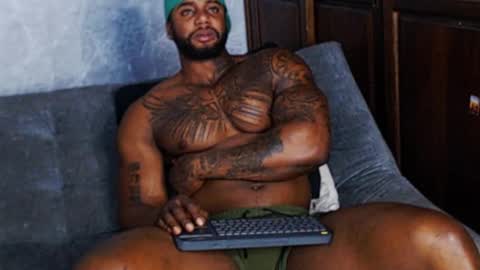 Tairon Tucke online show from January 9, 2025, 1:29 am