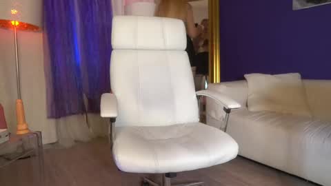 Margo online show from February 24, 2025, 4:47 pm