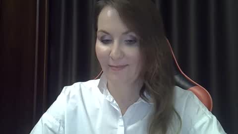 taisialucky77 online show from October 13, 2025, 2:50 pm