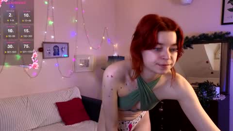 Lizzy online show from December 26, 2024, 6:09 am