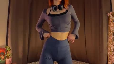 im Lally online show from October 12, 2025, 2:21 am