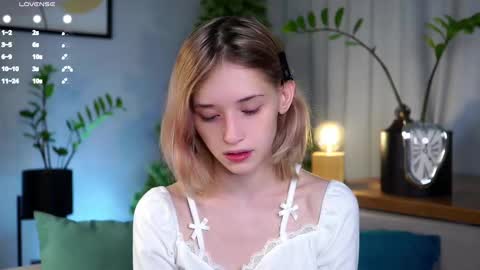 Mia online show from February 19, 2025, 1:40 am