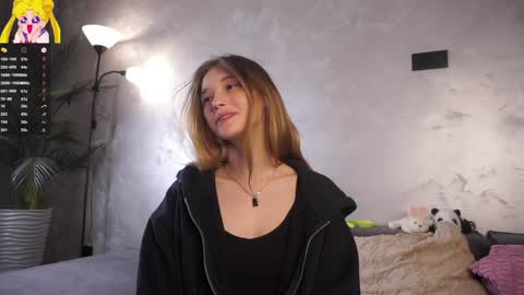 Mia online show from March 30, 2026, 2:01 am