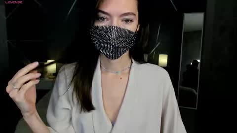 Sasha online show from December 3, 2025, 2:08 am