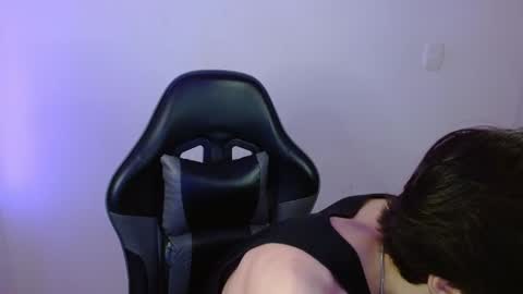 takeru___ online show from January 12, 2026, 11:54 pm