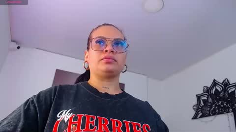 taliana36 online show from October 21, 2025, 12:17 pm