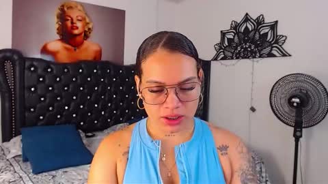 taliana36 online show from November 13, 2025, 12:59 pm
