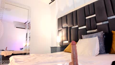 tali  online show from February 12, 2025, 10:59 pm