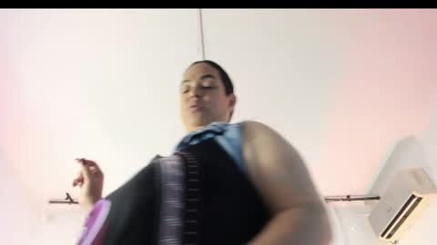 tali  online show from November 21, 2025, 7:56 pm