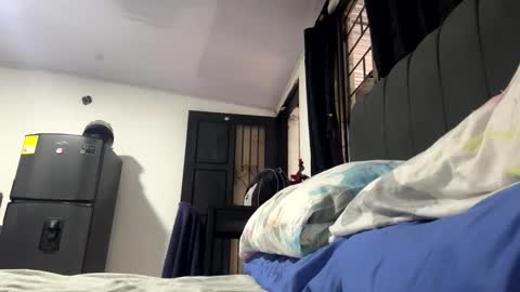 tali  online show from December 4, 2025, 11:30 am