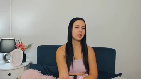 taliasensitive online show from September 30, 2025, 10:42 am