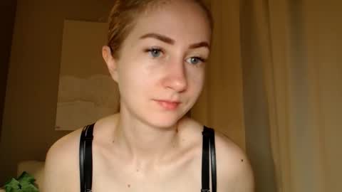  Kira  online show from January 9, 2025, 6:27 am