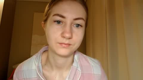  Kira  online show from February 3, 2025, 6:02 am