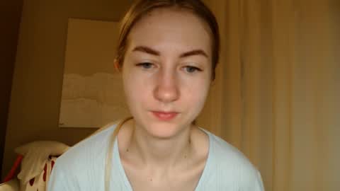  Kira  online show from February 7, 2025, 5:52 am