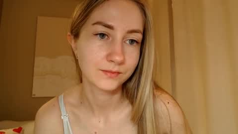  Kira  online show from March 3, 2025, 9:33 am