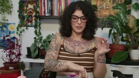 Tali Majid online show from April 20, 2026, 10:33 pm