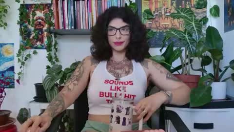 Snapshot of talimajid chatting on May 1, 2026, 10:42 am Tali Majid online show from May 1, 2026, 10:42 am