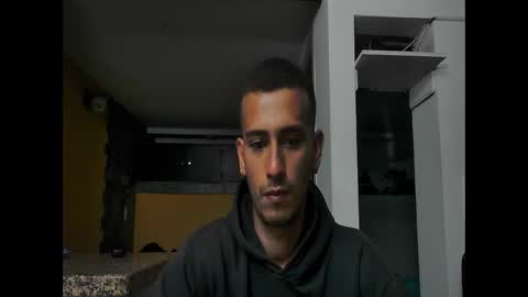 Snapshot of talktome4 chatting on June 7, 2026, 3:32 am talktome4 online show from June 7, 2026, 3:32 am