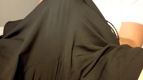 tall_big_cock online show from October 24, 2025, 3:47 am