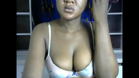 tall_choco online show from March 26, 2026, 10:10 am