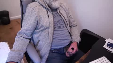 tallguy4unow online show from May 5, 2026, 7:55 pm