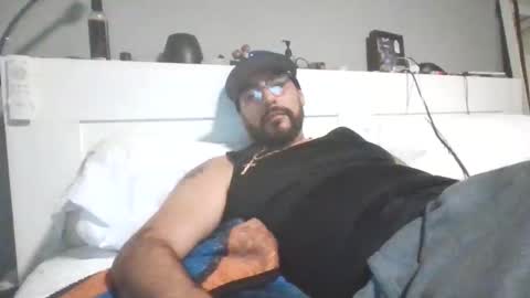 Snapshot of talllatino310 chatting on November 15, 2025, 10:48 pm talllatino310 online show from November 15, 2025, 10:48 pm