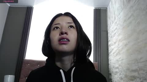 Tamara online show from November 21, 2025, 10:52 pm