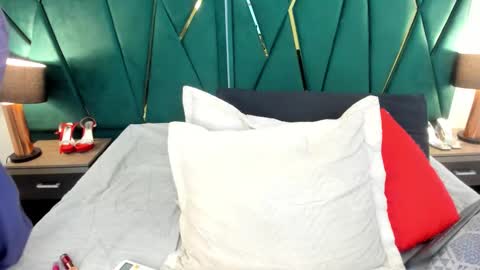 Tamara  online show from March 18, 2026, 12:30 pm