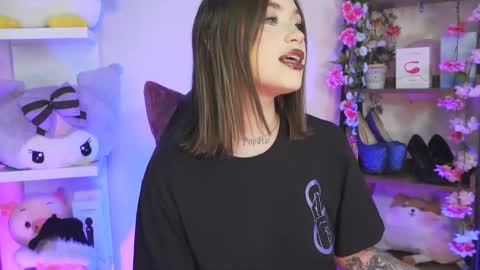 Cami 3 online show from January 9, 2025, 4:17 pm