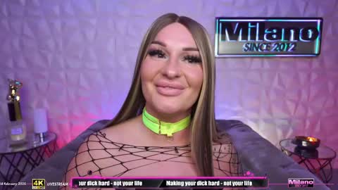 TamaraMilano online show from February 18, 2025, 9:43 am