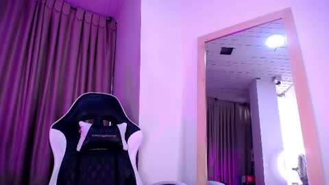 tamararosses online show from July 22, 2026, 1:58 pm