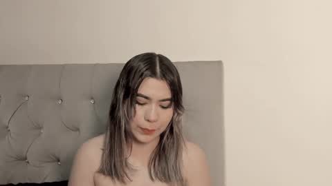 Snapshot of tamarathompsonn chatting on June 22, 2026, 7:00 pm Tamara. online show from June 22, 2026, 7:00 pm